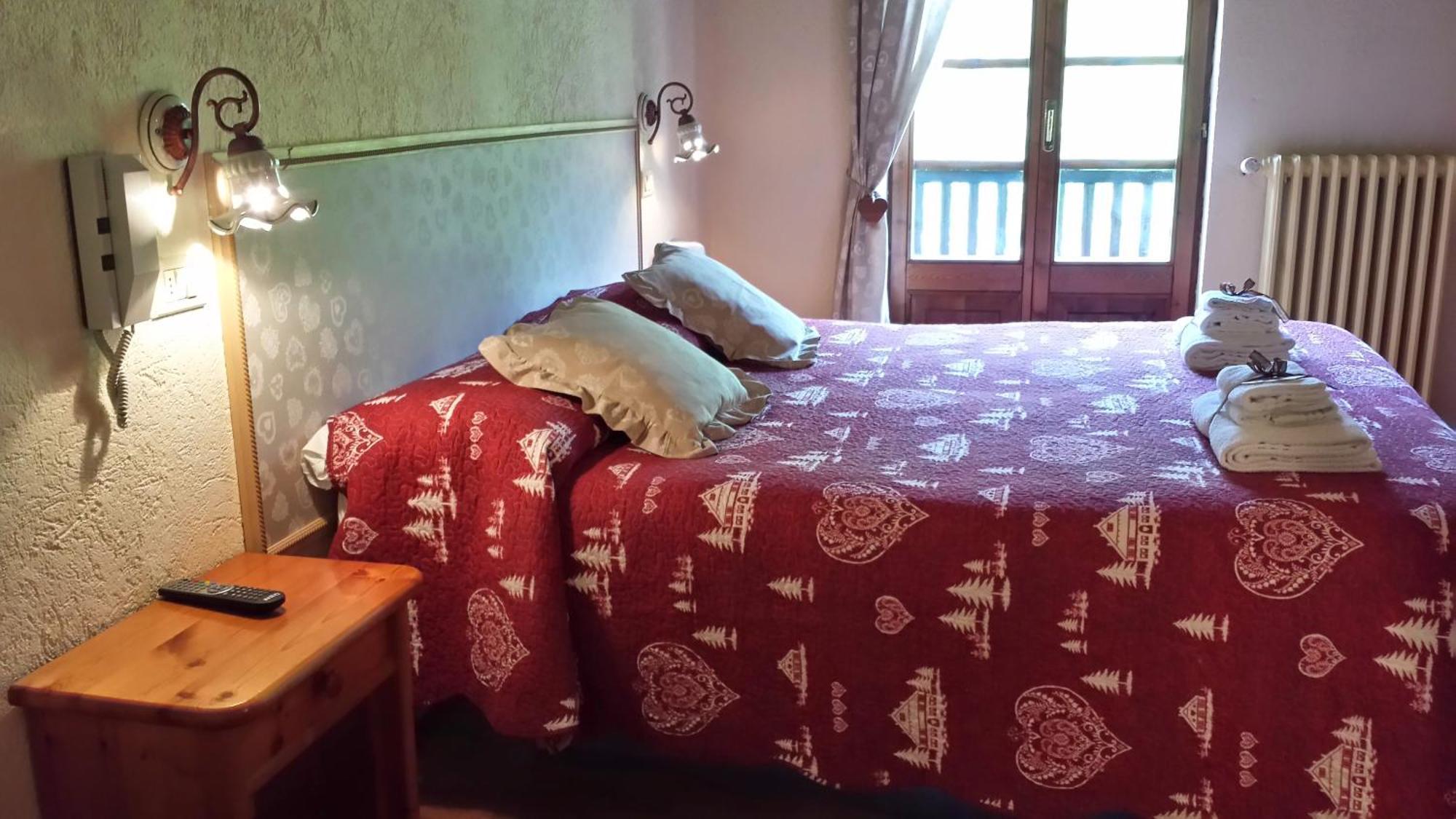 Hotel Locanda Belvedere Courmayeur Kültér fotó