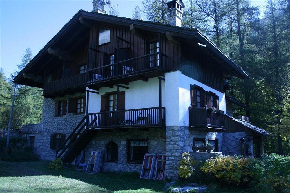 Hotel Locanda Belvedere Courmayeur Kültér fotó